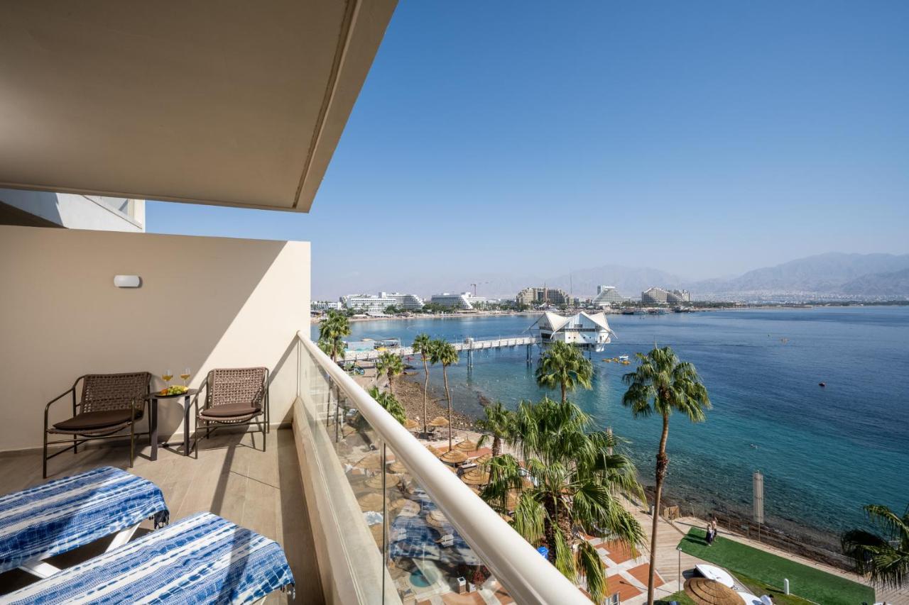 Hotel Aria Eilat Exterior foto Balcony view of San Diego Bay